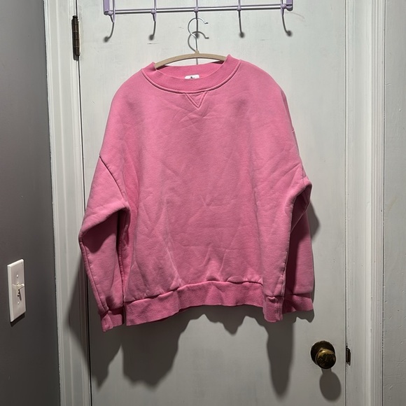 YLLW THE LABEL crewneck mom sweatshirt - Picture 2 of 6